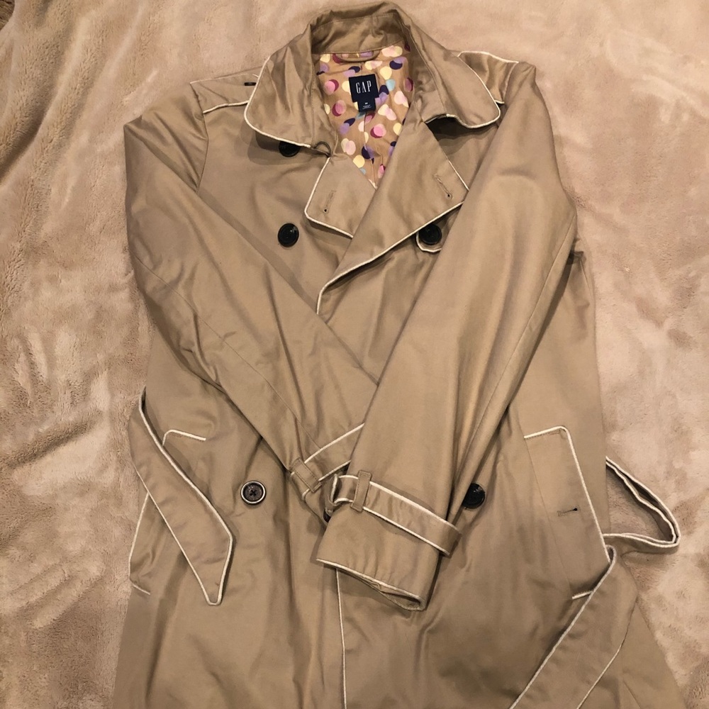 GAP trench coat